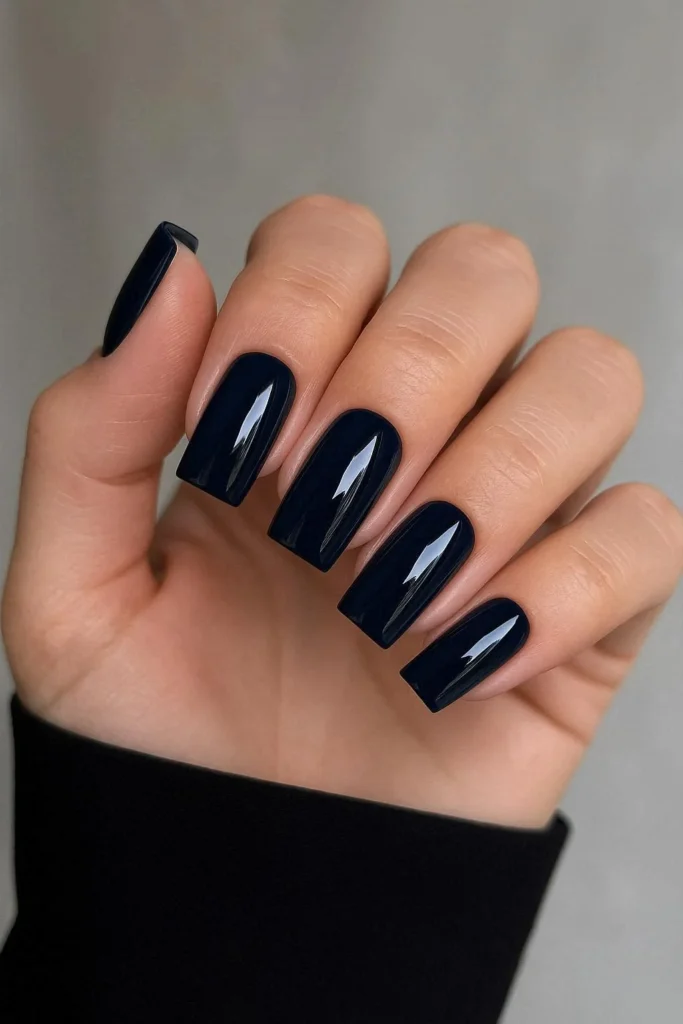 Midnight navy blue glossy square nails dark moody chic manicure 
