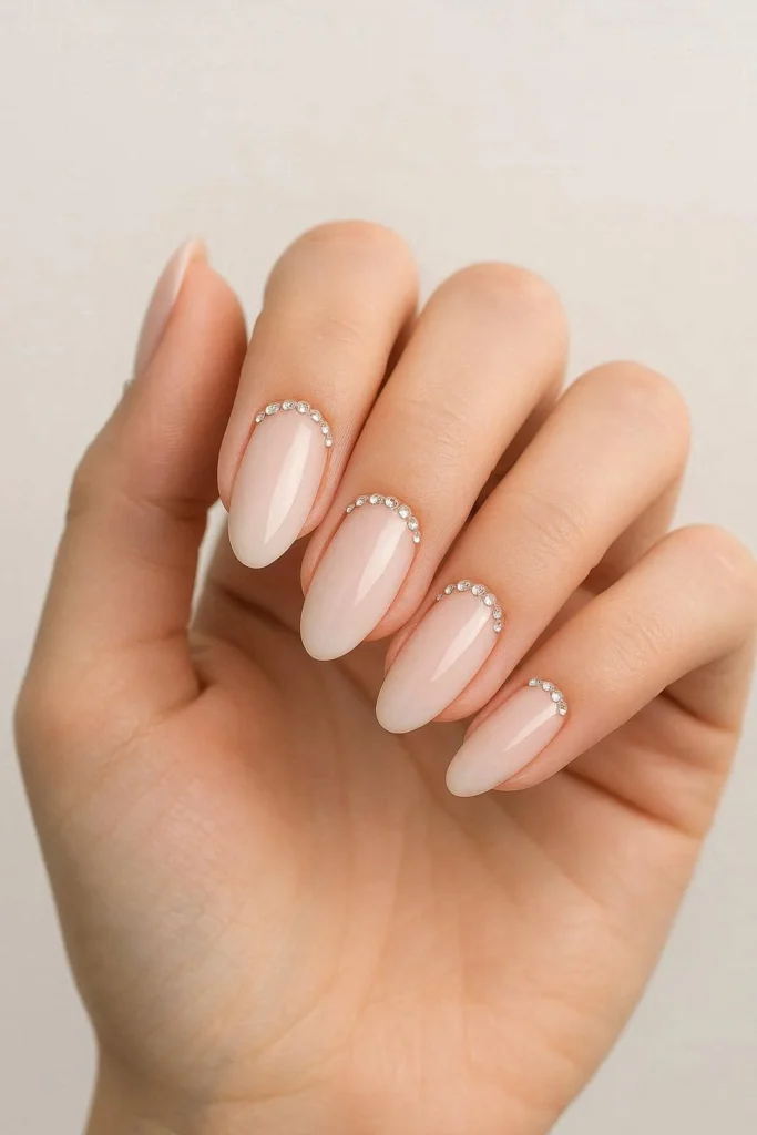 Rhinestone accent graduation nails with sparkle crystal details