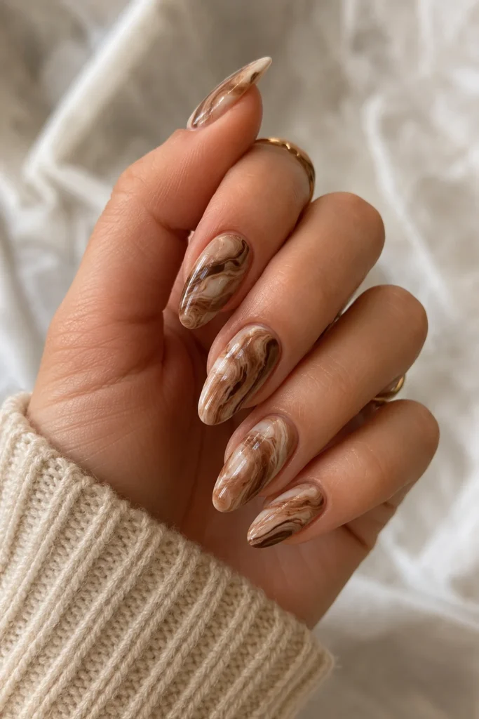 Marble cinnamon swirl nails brown and beige luxurious