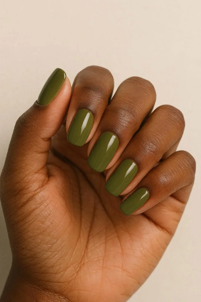 Olive green fall nail ideas for Black women autumn vibes 