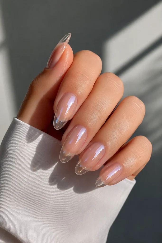 Glass effect nails mirror shine glossy manicure design