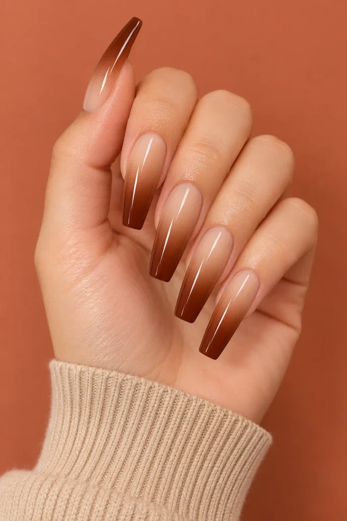 Coffin nails fading smoothly from beige into warm brown
